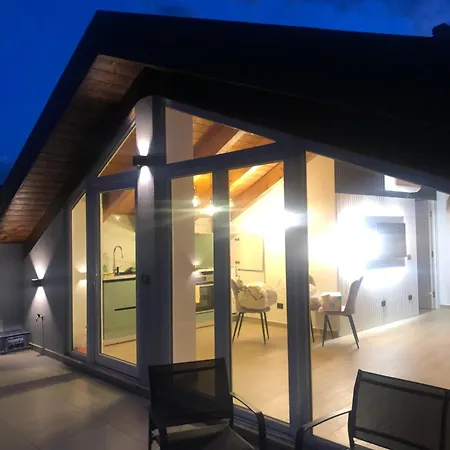 Residenza Zotaj La Mansarda Apartamento *