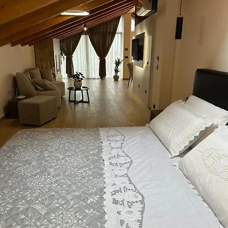 Apartamento Residenza Zotaj La Mansarda *