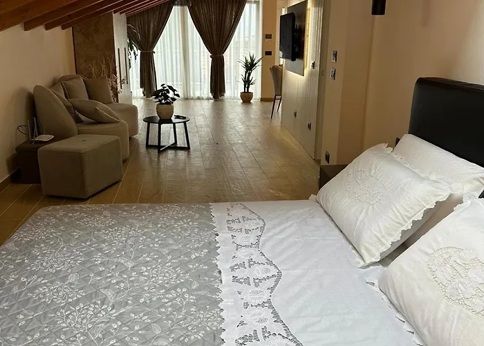 아파트 Residenza Zotaj La Mansarda *