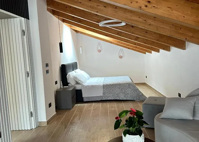아파트 Residenza Zotaj La Mansarda *